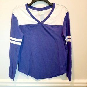 PINK Victoria's Secret Long Sleeve V-Neck- S